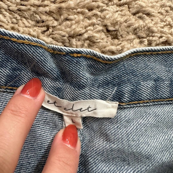 High Rise Jean Dad Shorts - Picture 4 of 5